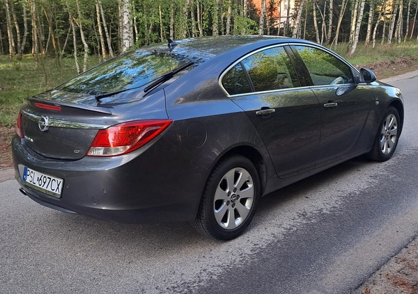 Opel Insignia cena 24999 przebieg: 199000, rok produkcji 2008 z Słupca małe 121